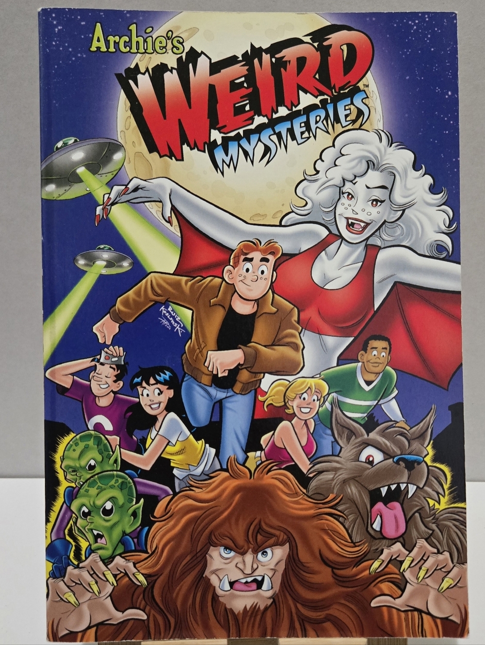 Archie's Weird Mysteries By Paul Castiglia 2011 (Paperback)